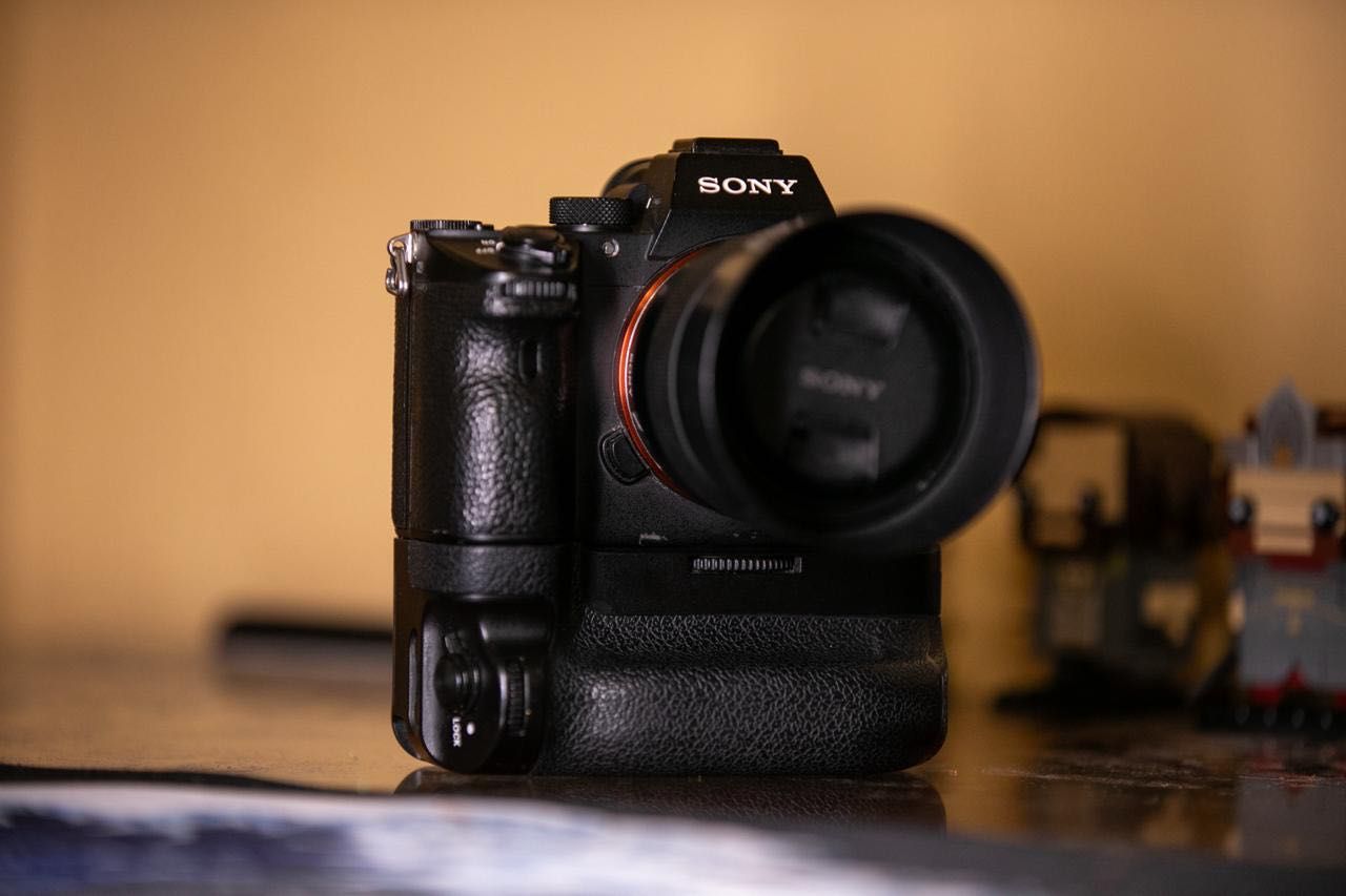 Sony A7III Kit cu 2 Lentile Brasov • OLX.ro