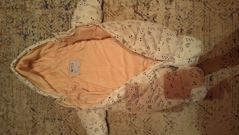 Продам детский комбинезон