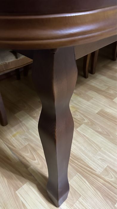 Стол для гостиной