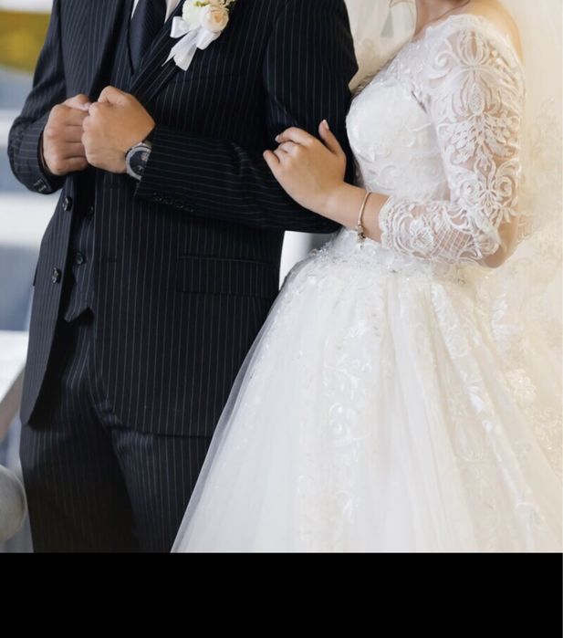 Срочно продаю свадебное платье