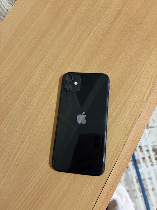 Продам iphone 11,
