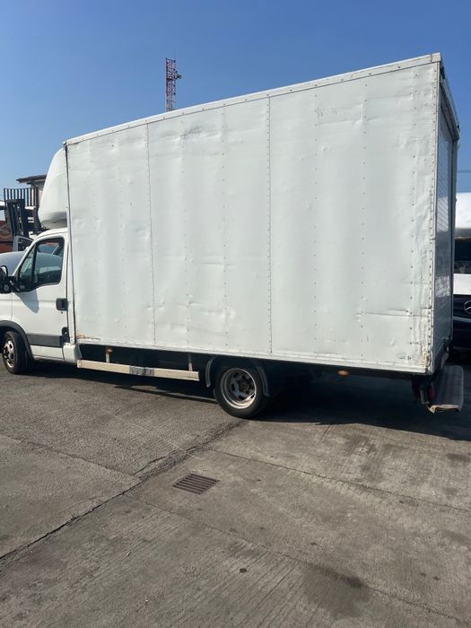 Dezmembrez Iveco daily 2.3 euro 5