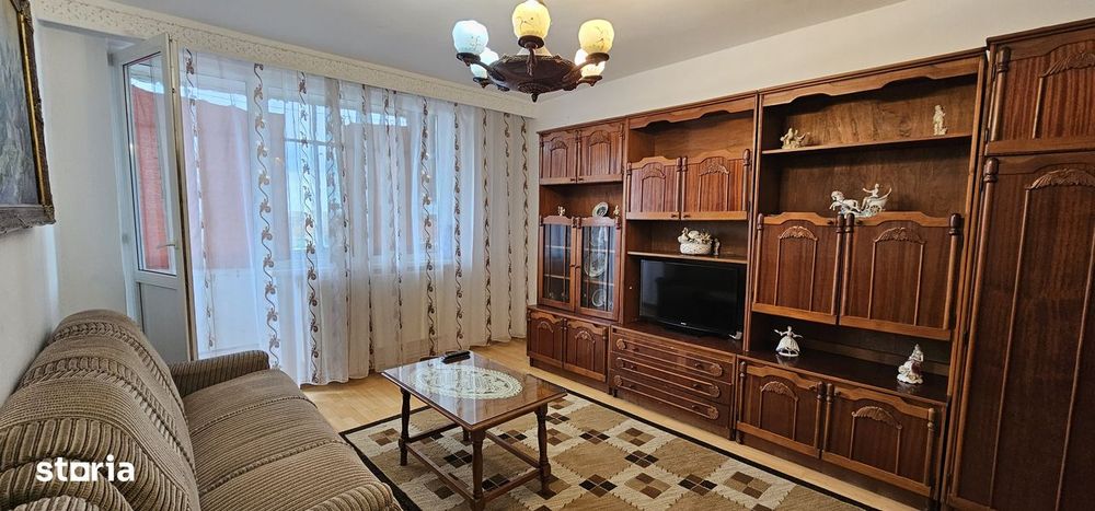 Vand apartament de 2 camere, decomandat situat pe str.Rahovei