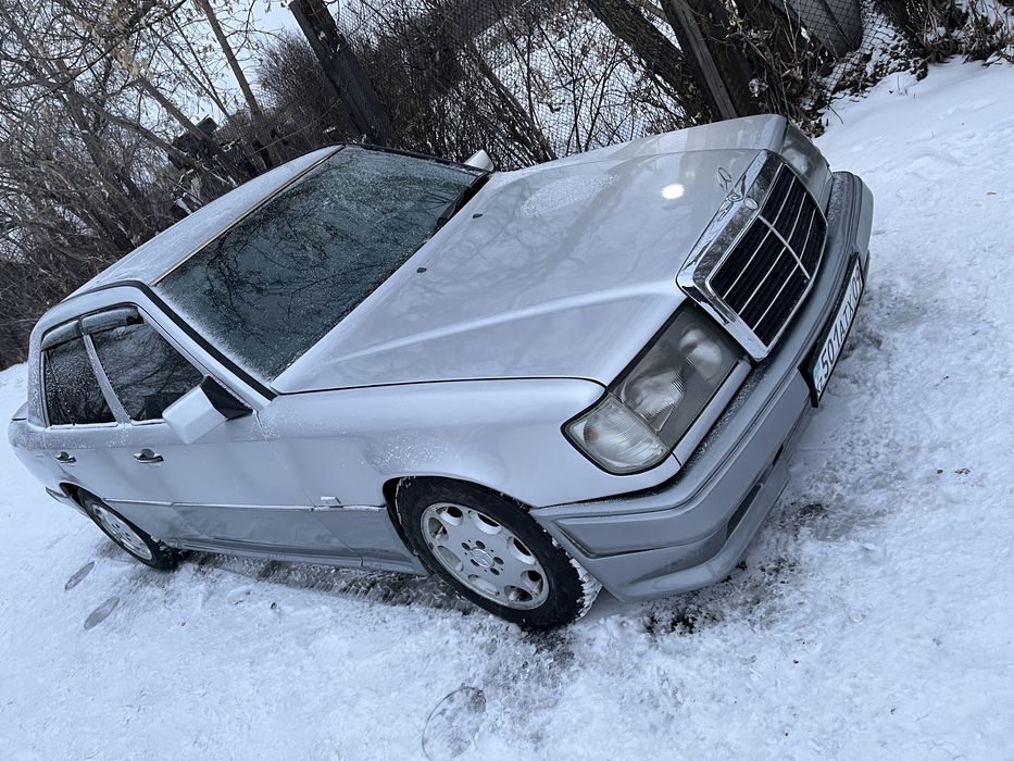 Мерседес 124 е300