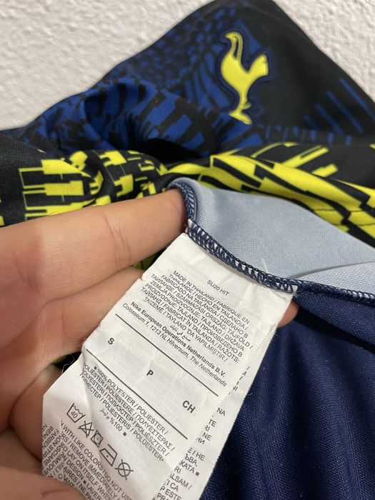 Tricou Totthenham marimea S editite limitata