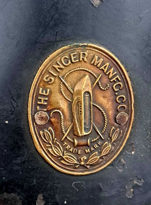 Maşină de cusut "Singer"
