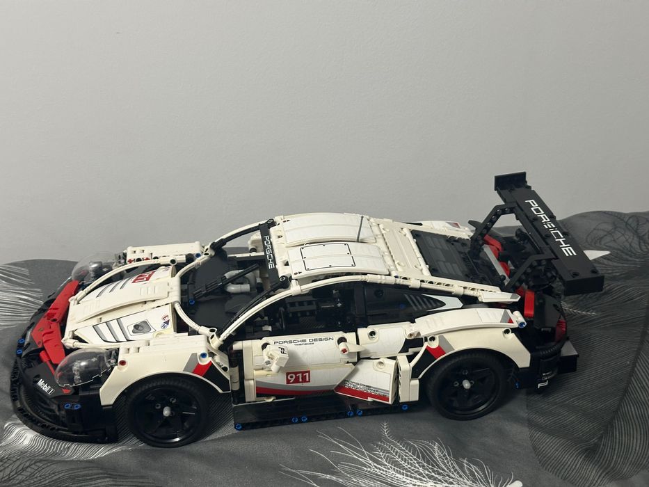 LEGO Technic Porsche 911 RSR