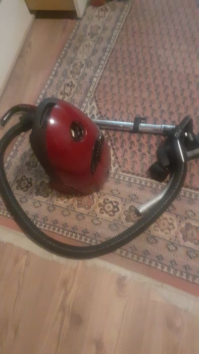 Vand  Aspirator LFG cu sac  pentru eliminare  -  aproape nou