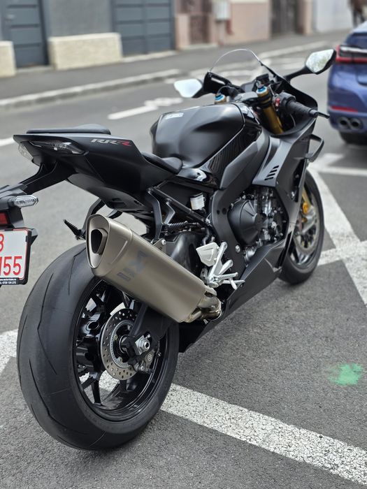 Honda cbr 1000 rrr Fireblade