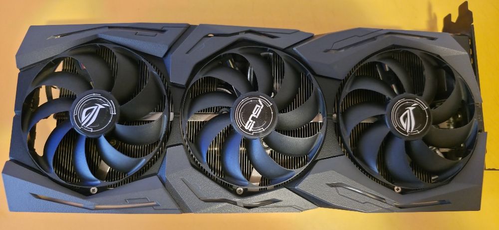 Rtx 2080 super Asus rog