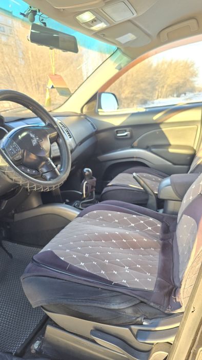 Продам машину Mitsubishi