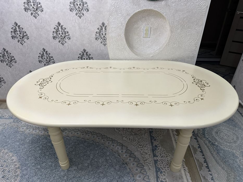 Тез арада стол сатылады