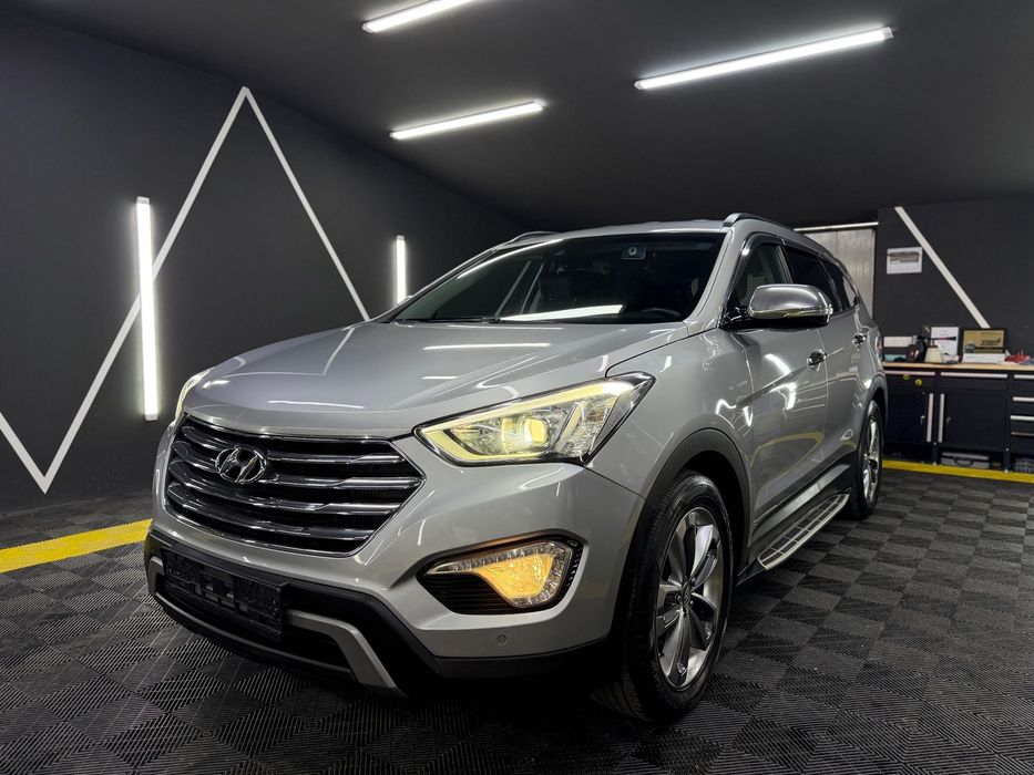 Hyundai Santa Fe Hyundai Santa Fe Luxury Pack 7 Locuri 4x4~Rate~Buy-back~Garantie