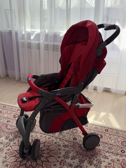 Коляска демисезонная Chicco