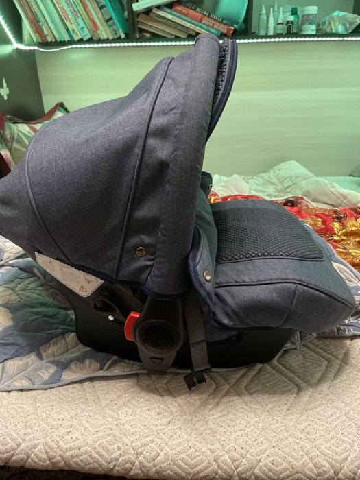 Продам детское автокресло