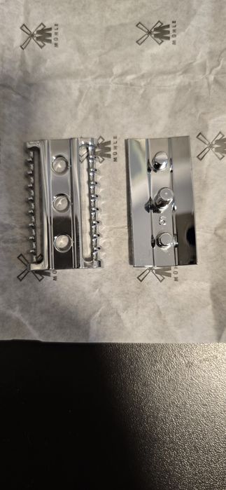 Cap cu piaptan aparat ras Muehle "open comb"