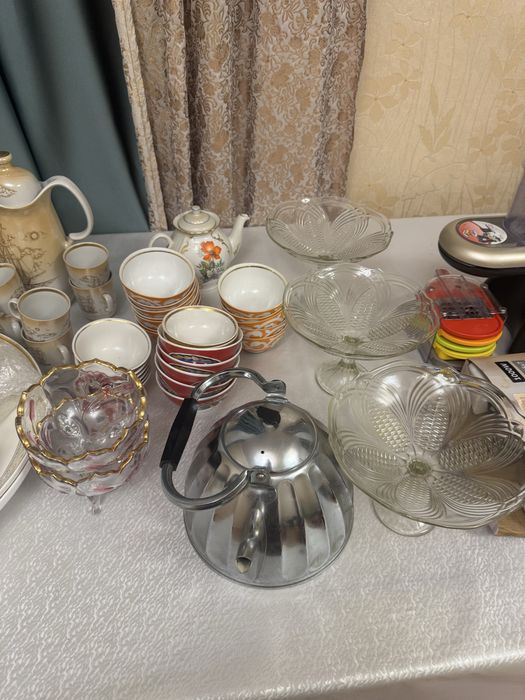 Посуда и приборы