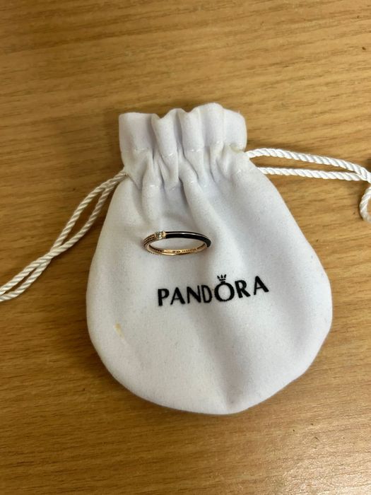 Pandora паве и черная эмаль