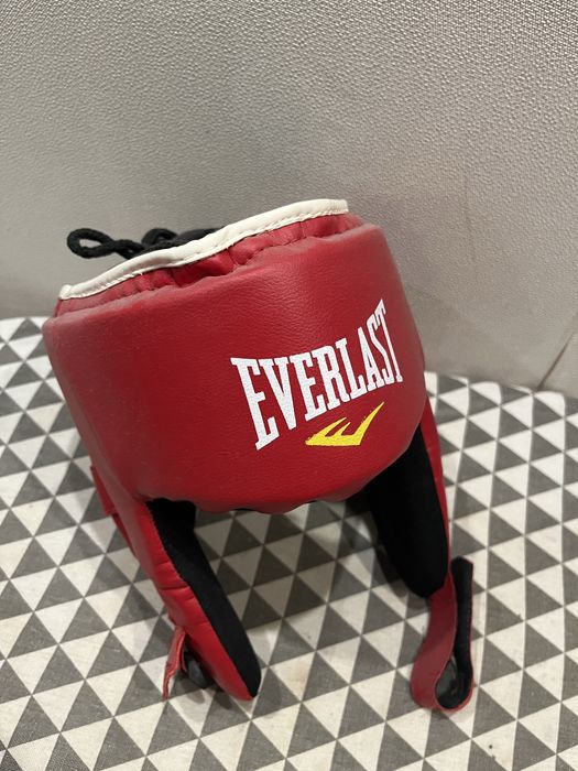 Боксерский шлем Everlast