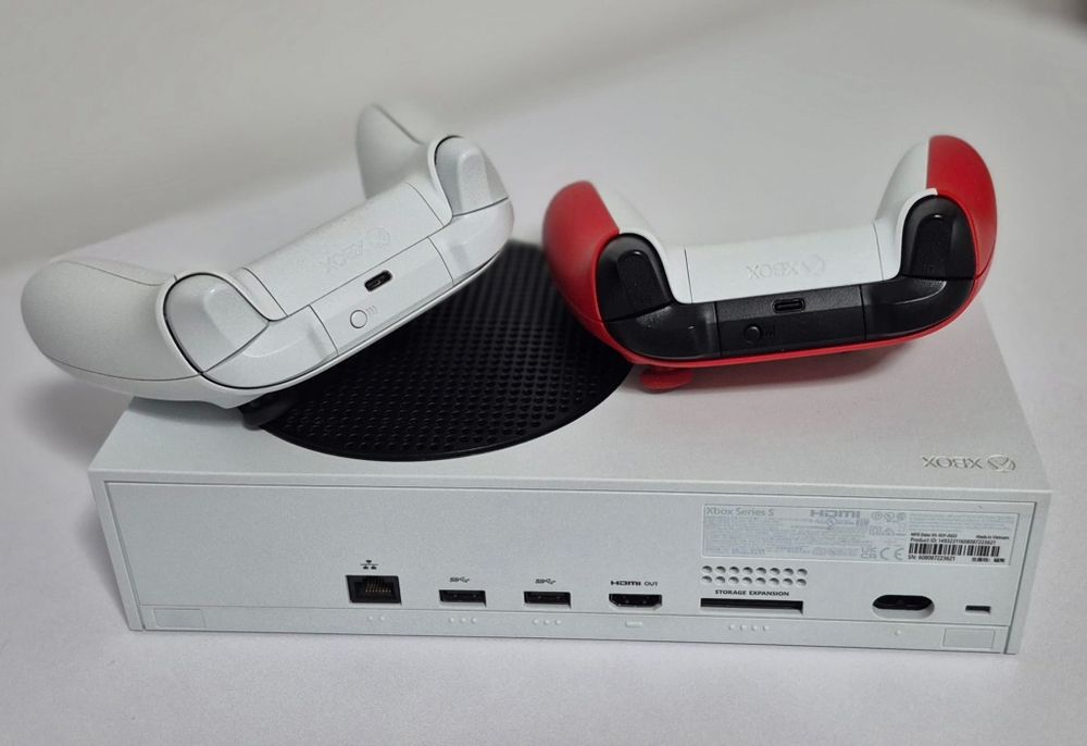 XBOX Series S ( în stare perfectă )