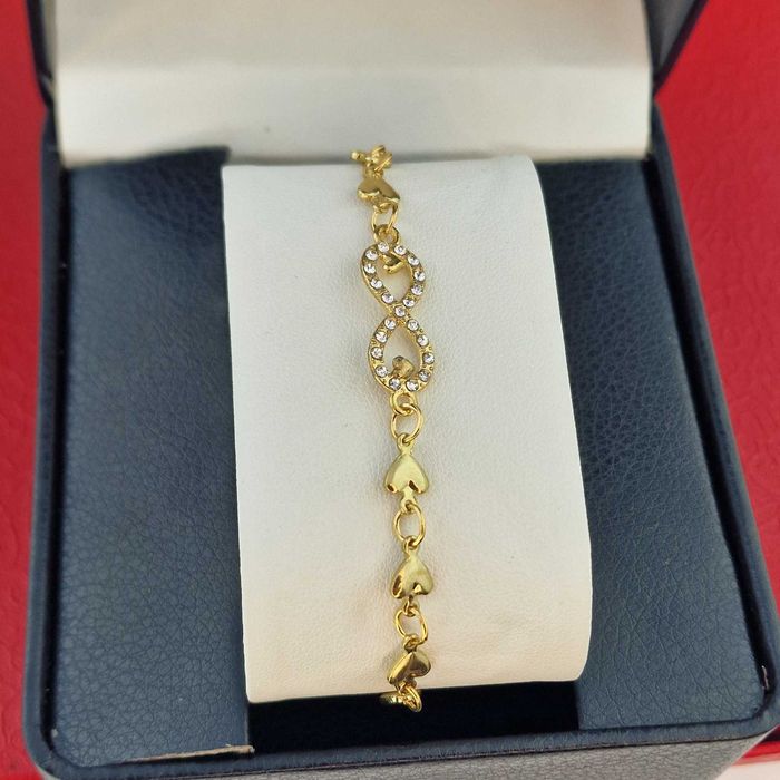 Гривна “Infinity Hearts Gold” – 18К позлата