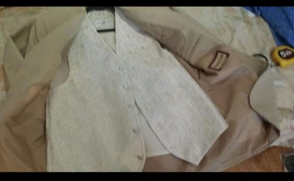 Costum de nunta sau okazie