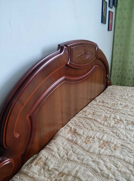 2х спальная кровать с матрасом