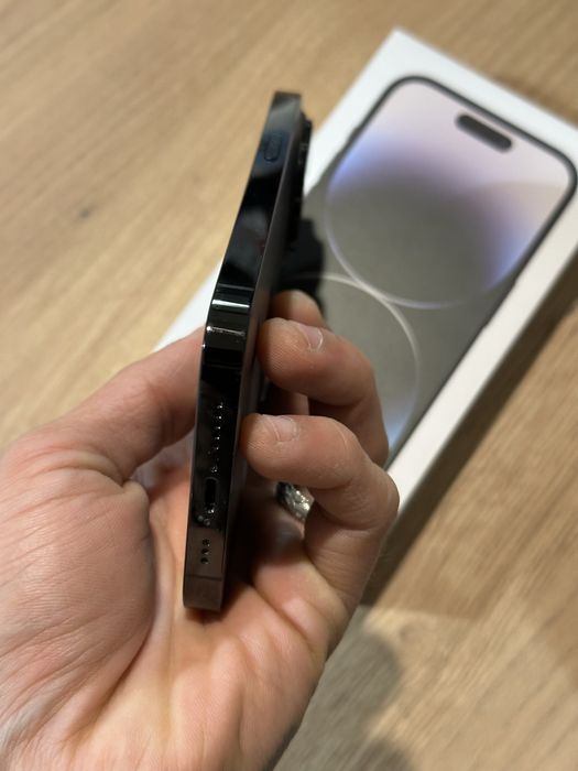 Продам Айфон 14 про IPhone