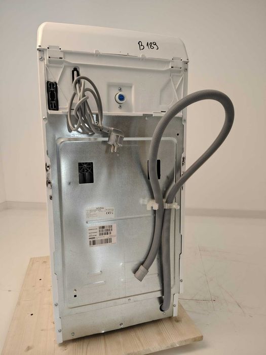 NOU !!! INDESIT Mașină de spălat rufe cu incărcare verticală 6 KG B189