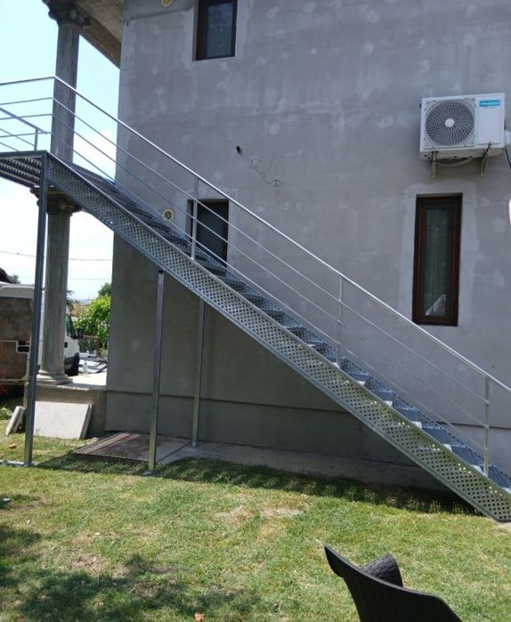 Scari zincate metalice