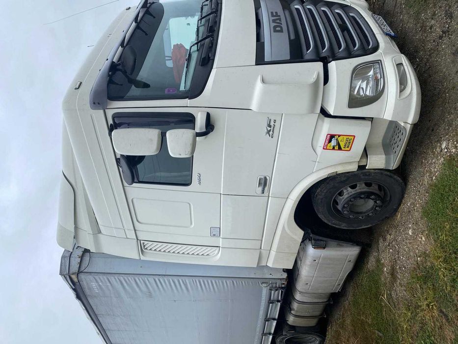 Cap tractor DAF XF 460 2017 Mega