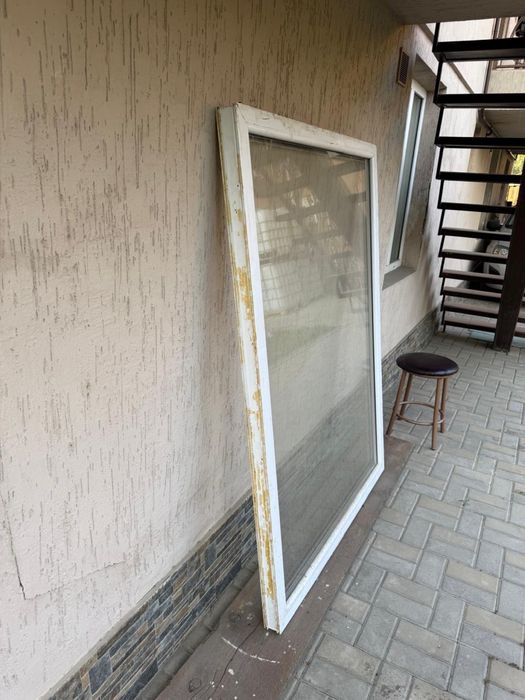 Продам глухое окно