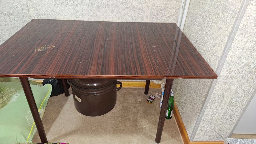 Стол кухонный б/у