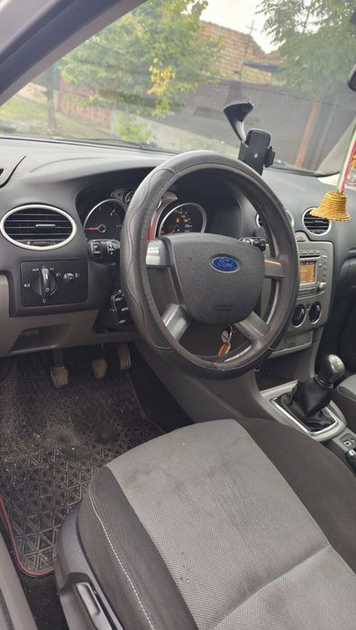 FORD Focus 2010 — imagine 2