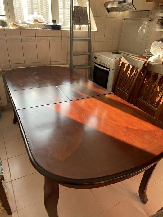 Продам Кухонный Стол