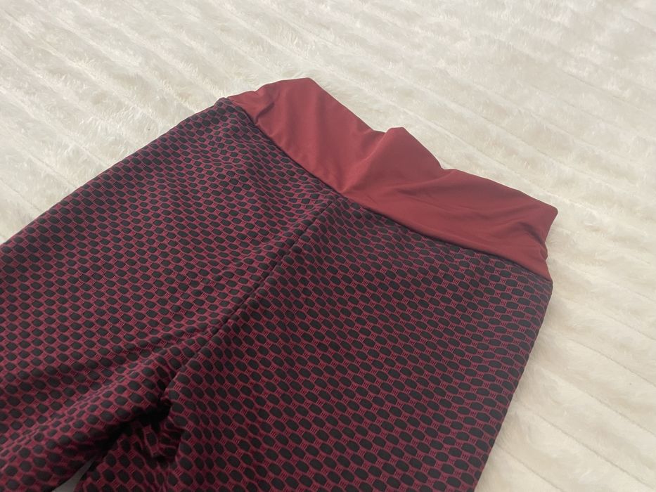 Дамски спортен  клин, р- S, M.