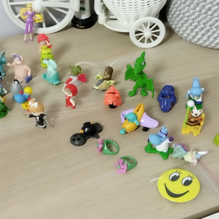 Киндер игрушки за всё!!!