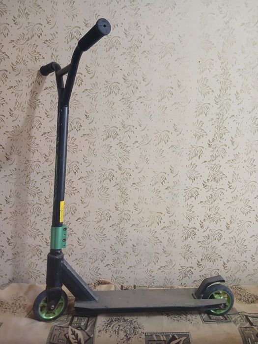 Продаю 2 трюковых самоката