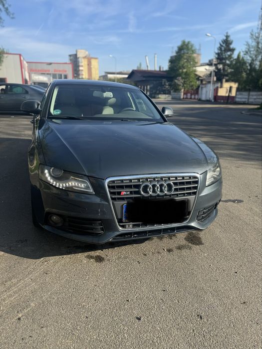 Audi A4  b8 S-line