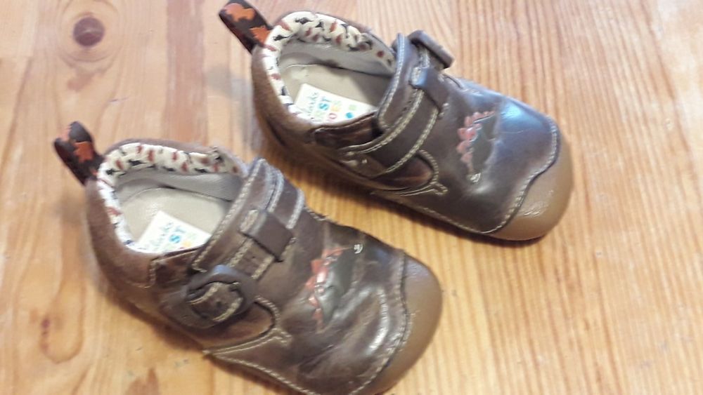 Ghetute Clarks first shoes 4G marimea 20