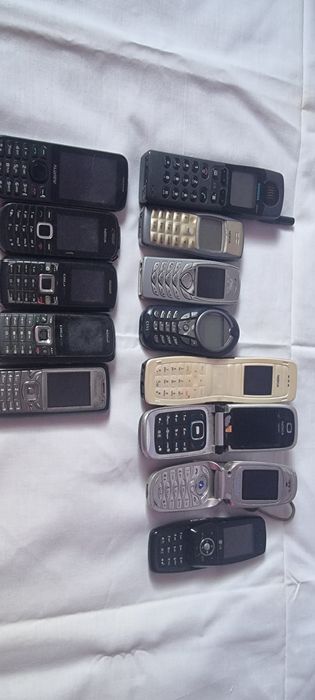Lot telefoane vechi