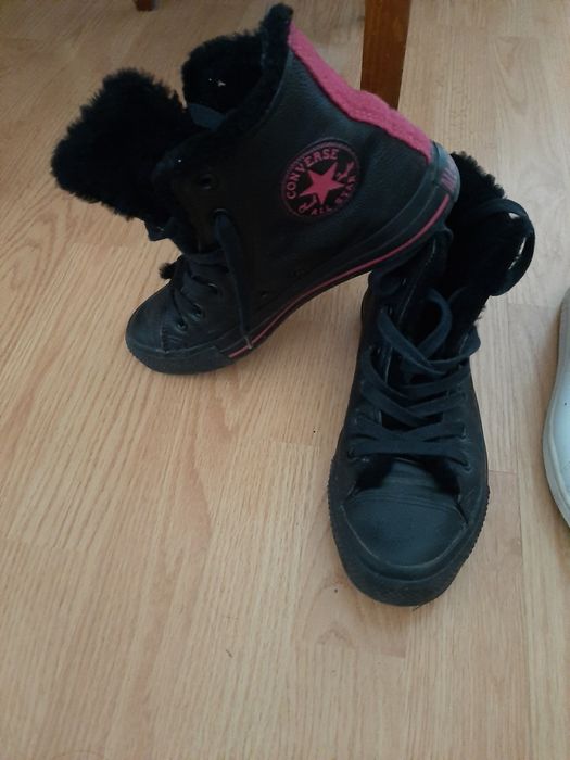 Vand ghete imblanite  Converse