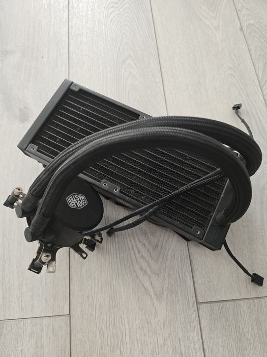 Cooler CoolerMaster White 240mm Liquid AIO
