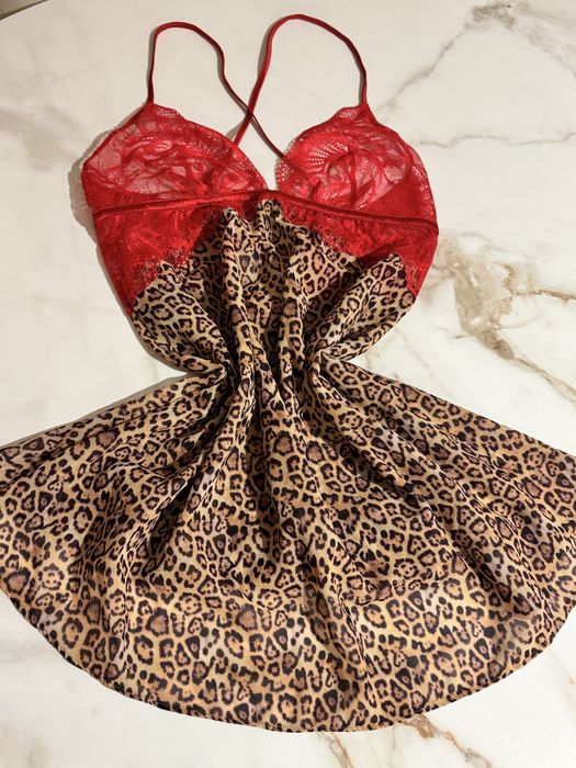 Corset , nou  cu etichetă.