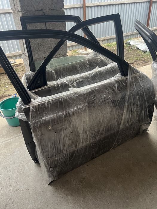 Дери ауди а6 в комплекте привозные