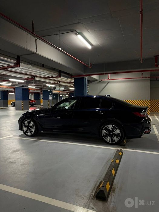 BMW i3 40L Night Sport
