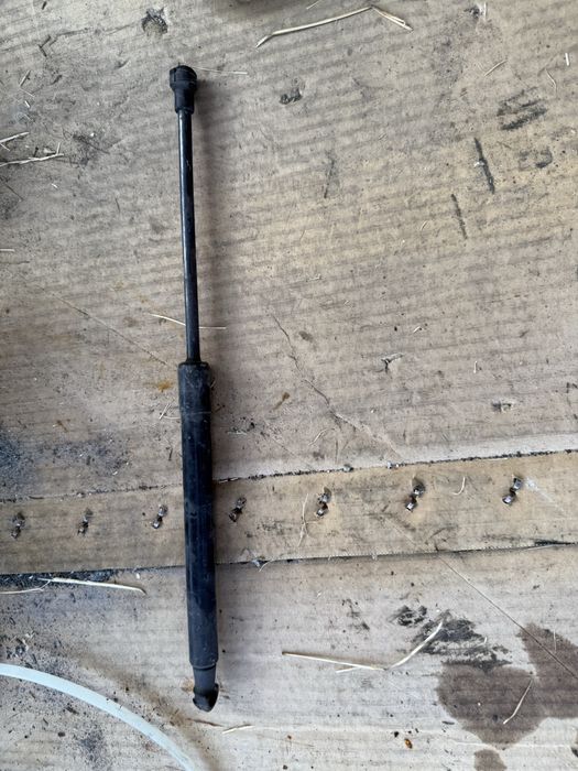 Газов армотисьор