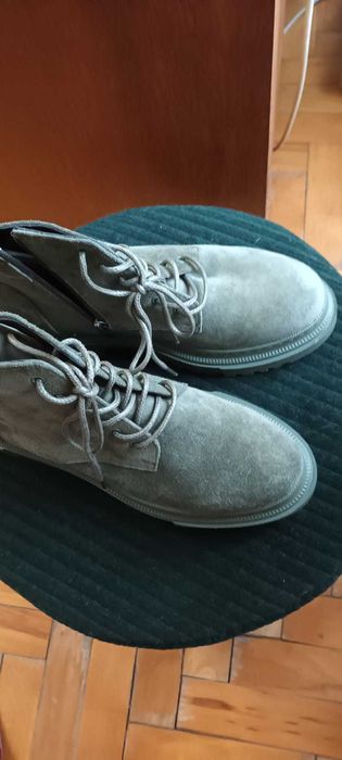 Ghete kaki, piele, noi, pentru dama