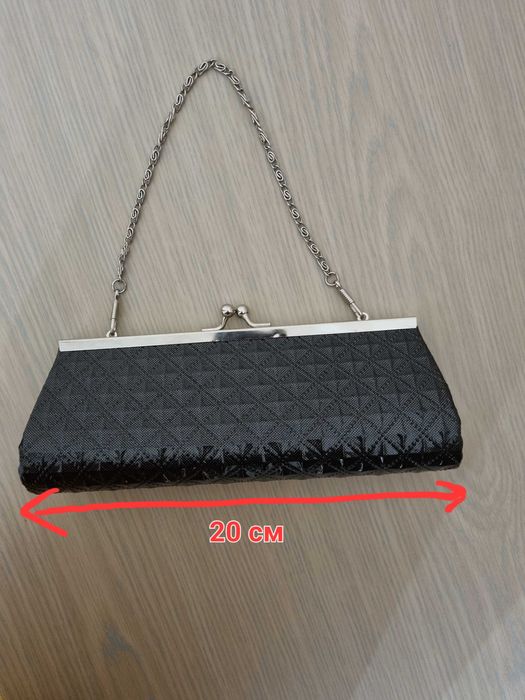 Клатч новый продаю