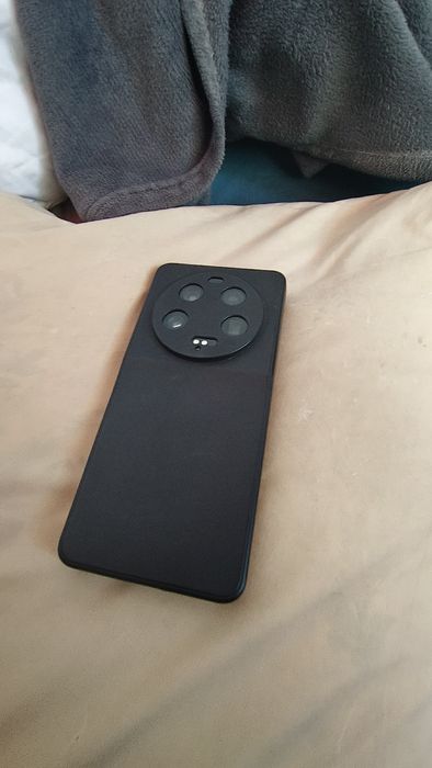 Срочно Xiaomi 13 Ultra